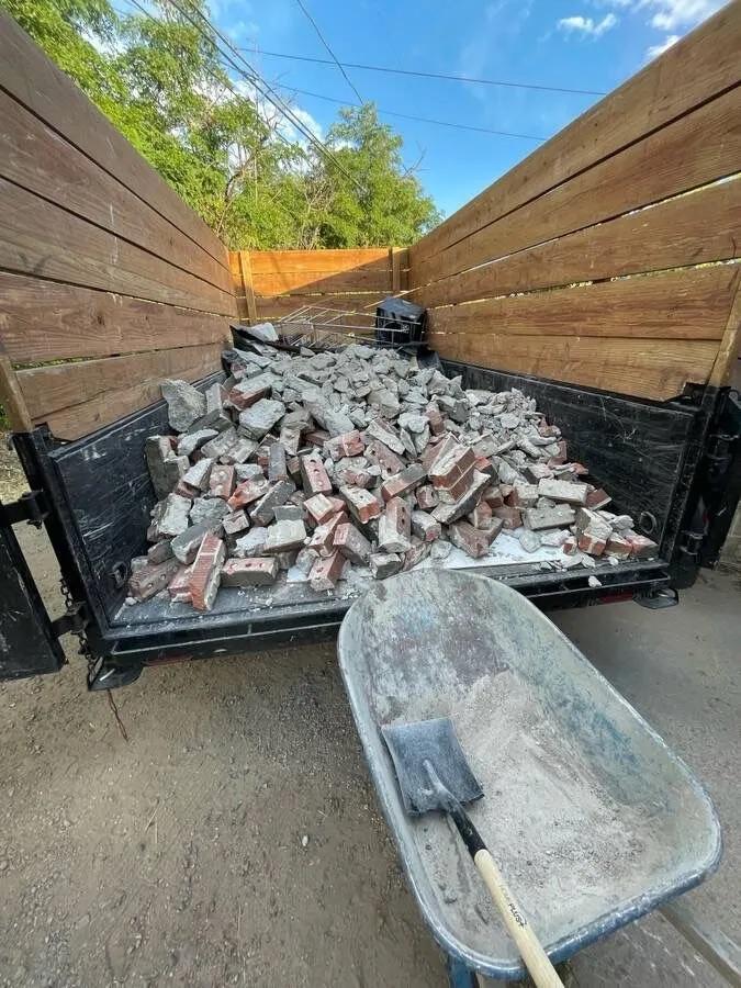 Junk removal and haul away in Redding CA